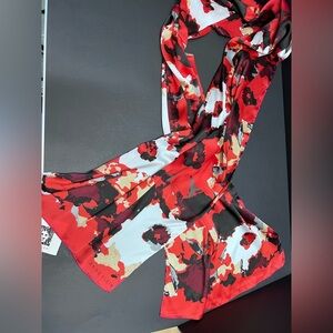 NWT Anne Klein red floral scarf